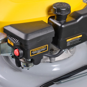 Бензиновая газонокосилка Huter GLM-460ST Grey Бензиновая газонокосилка Huter GLM-460ST Grey