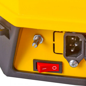 Аккумуляторный опрыскиватель Huter SP-8AC