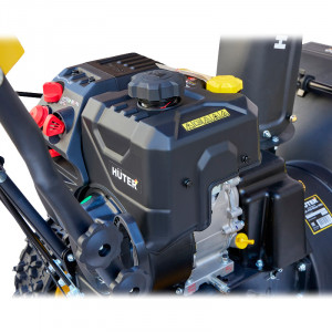 Бензиновый самоходный снегоуборщик Huter SGC 4100 Winter PRO