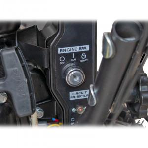 Бензиновый самоходный снегоуборщик Huter SGC 7.0