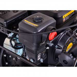 Бензиновый самоходный снегоуборщик Huter SGC 4800EX