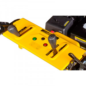 Бензиновый снегоуборщик Huter SGC 8000